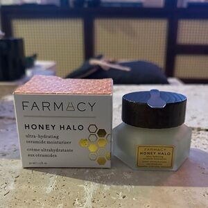 Farmacy Honey Halo Ceramide Moisturizer with Gold and Black Accents
